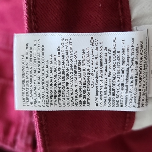 Deep cranberry red Old Navy rockstar skinny jeans in size 12 - Picture 5 of 6